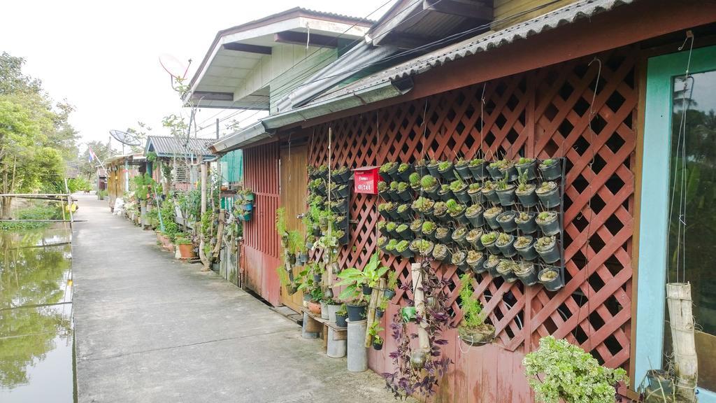 Ferienwohnung Cast Away Nonthaburi Exterior foto