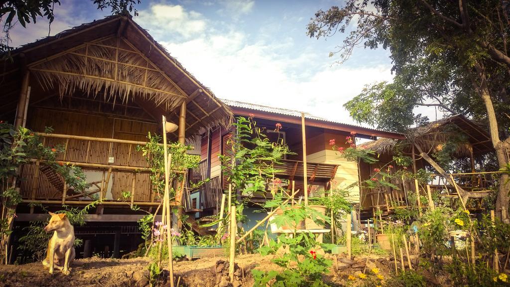 Ferienwohnung Cast Away Nonthaburi Exterior foto