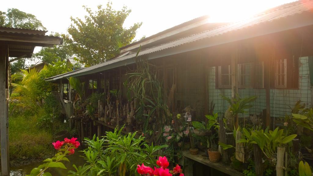 Ferienwohnung Cast Away Nonthaburi Exterior foto