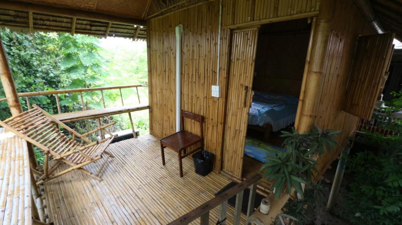 Ferienwohnung Cast Away Nonthaburi Exterior foto