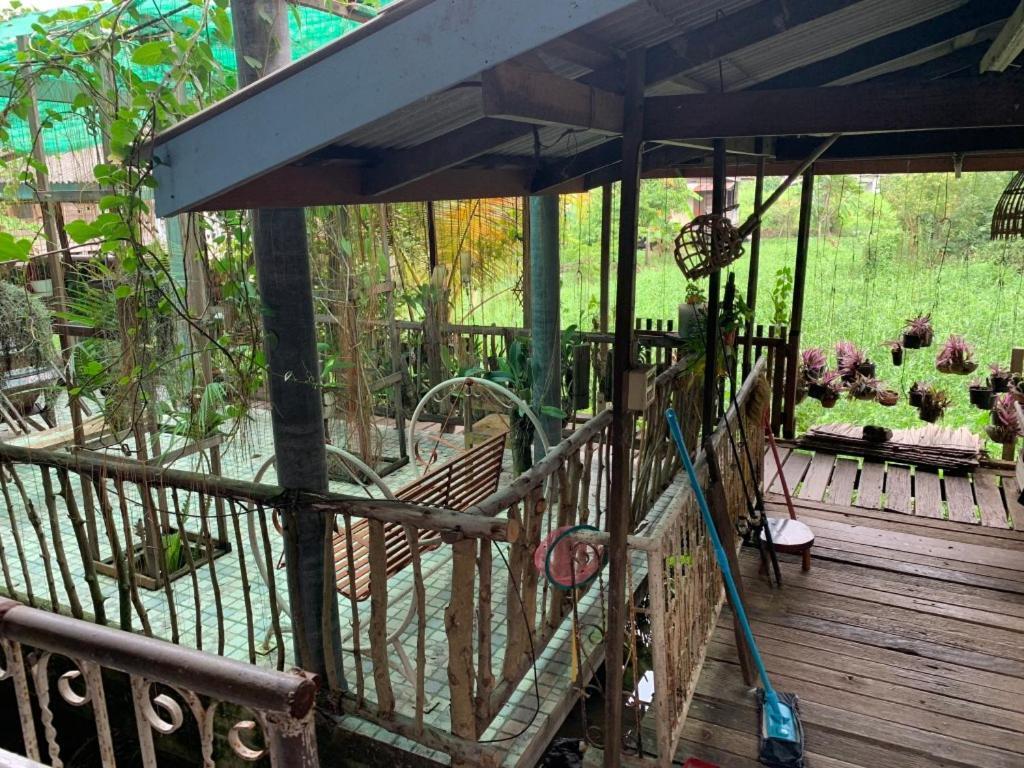 Ferienwohnung Cast Away Nonthaburi Exterior foto